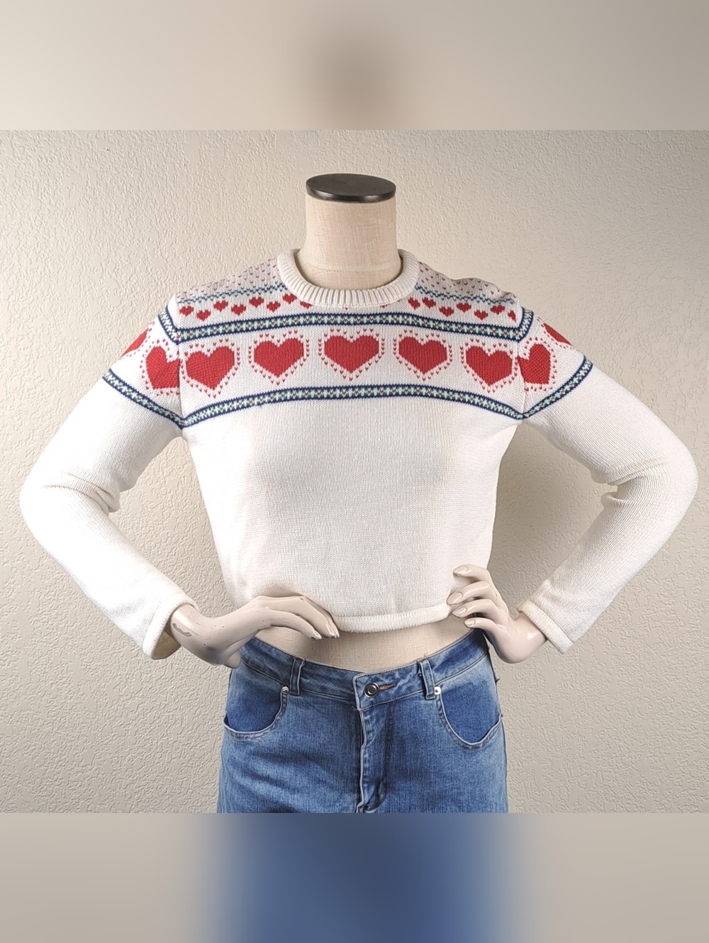Brandy Melville Francesca cropped heart sweater Fairisle Cream White Red